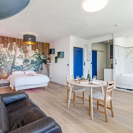 Aurora Lov'Room Proche De Saint Charles Marseille Eksteriør billede