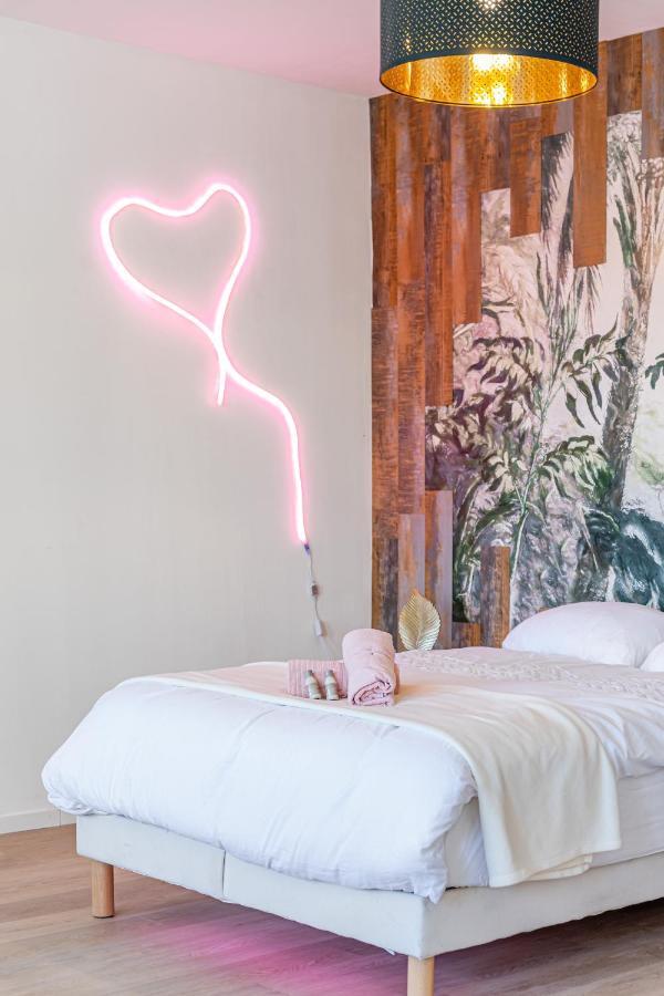 Aurora Lov'Room Proche De Saint Charles Marseille Eksteriør billede