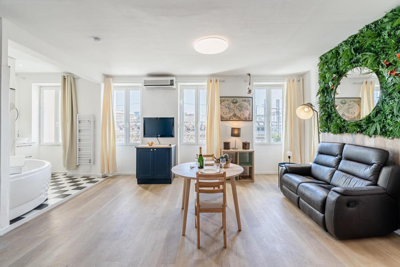 Aurora Lov'Room Proche De Saint Charles Marseille Eksteriør billede