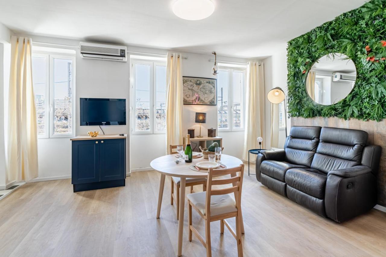 Aurora Lov'Room Proche De Saint Charles Marseille Eksteriør billede